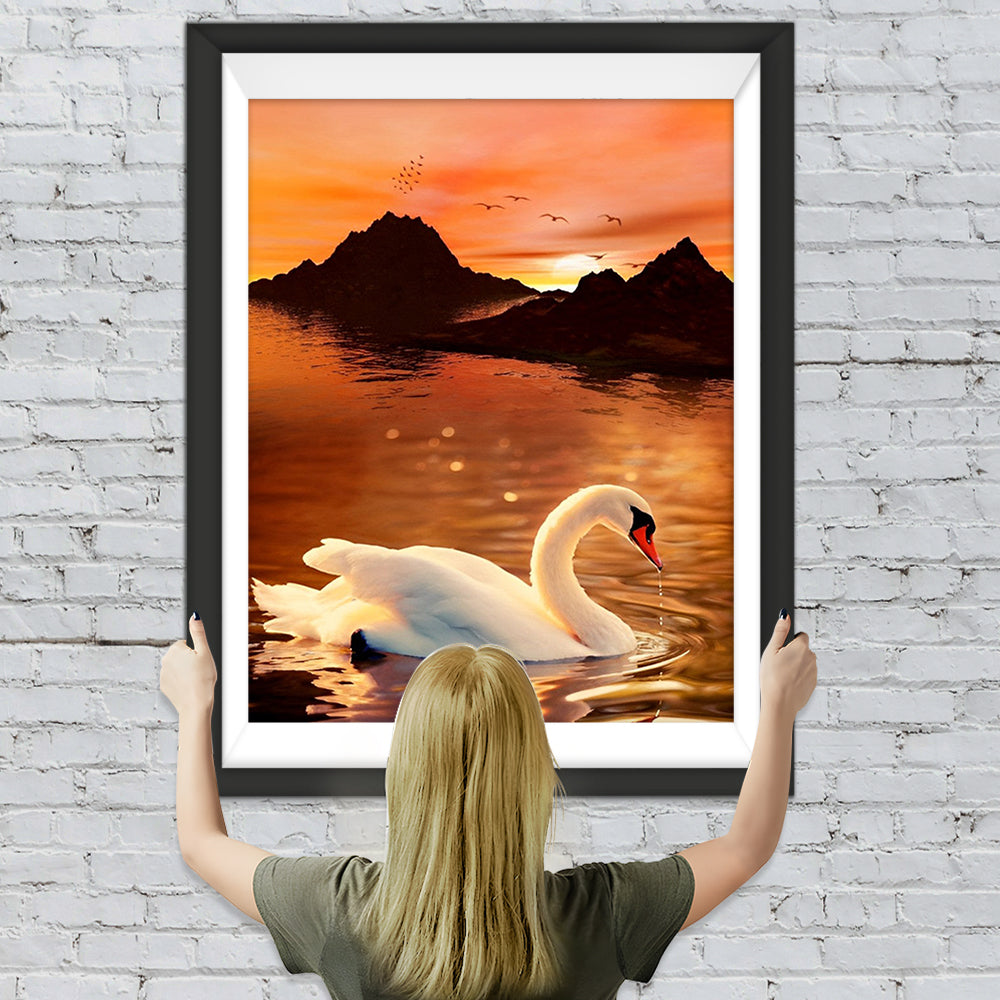 Schwan auf dem See bei Sonnenuntergang Diamond Painting