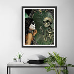 Skelettschönheit schaut in den Spiegel Diamond Painting