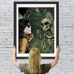 Skelettschönheit schaut in den Spiegel Diamond Painting