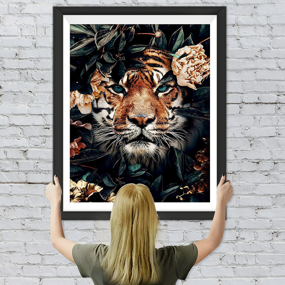 Tiger versteckt in den Blumen Diamond Painting