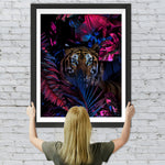 Tiger versteckt in den roten Blättern Diamond Painting