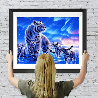 Tigerfamilie im Polarlicht Diamond Painting