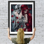 Totenkopf und rothaarige Schönheit in roten Rosen Diamond Painting