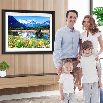 Verschneiter Berg, Blumenfeld und See Diamond Painting
