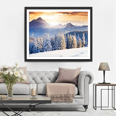 Verschneiter Wald und Schneeberg Diamond Painting