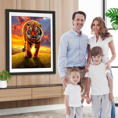 Wandelnder Tiger in der Dämmerung Diamond Painting