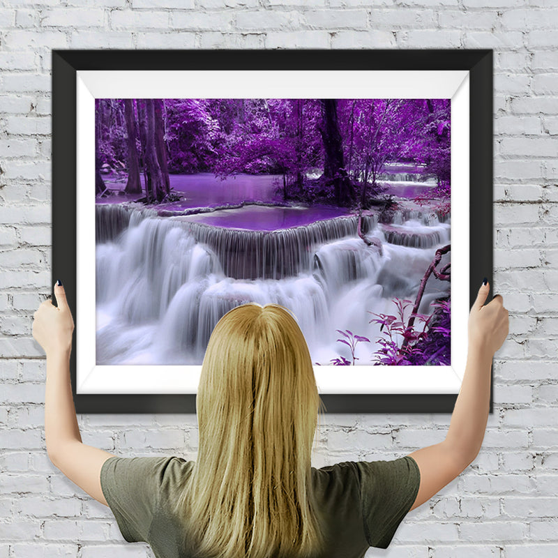 Wasserfall im lila Wald Diamond Painting