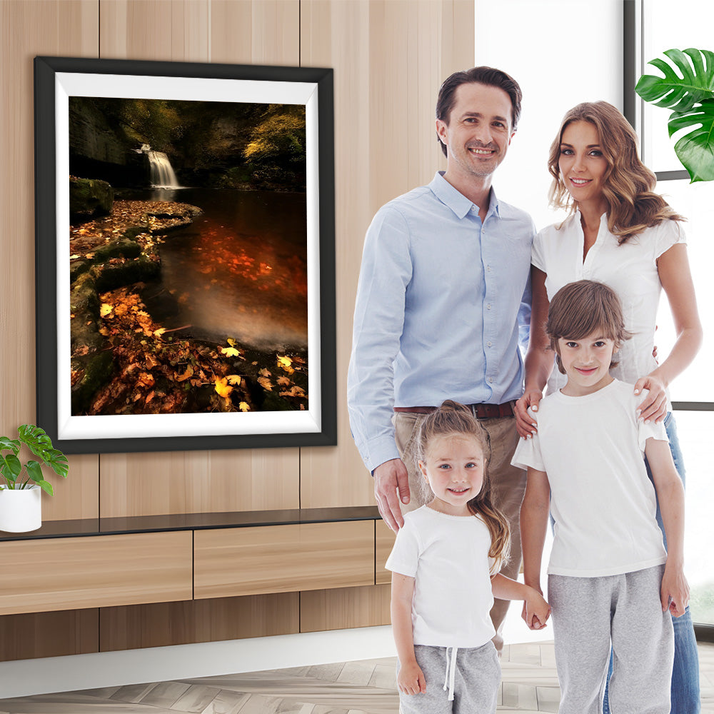 Wasserfall in den Bergen im Herbst Diamond Painting