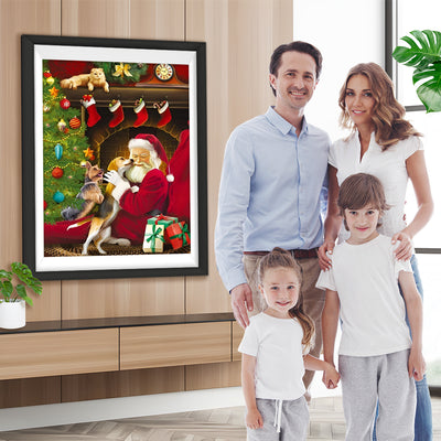 Weihnachtsmann und Hunde neben dem Kamin Diamond Painting