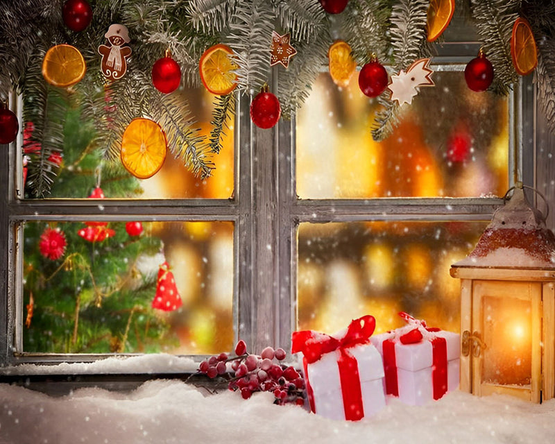 Weihnachtsschmuck und Schnee auf der Fensterbank Diamond Painting