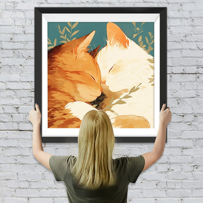 Weiße Katze und orangefarbene Katze schlafen zusammen Diamond Painting