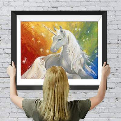 Weißes Einhorn auf dem farbigen Hintergrund Diamond Painting