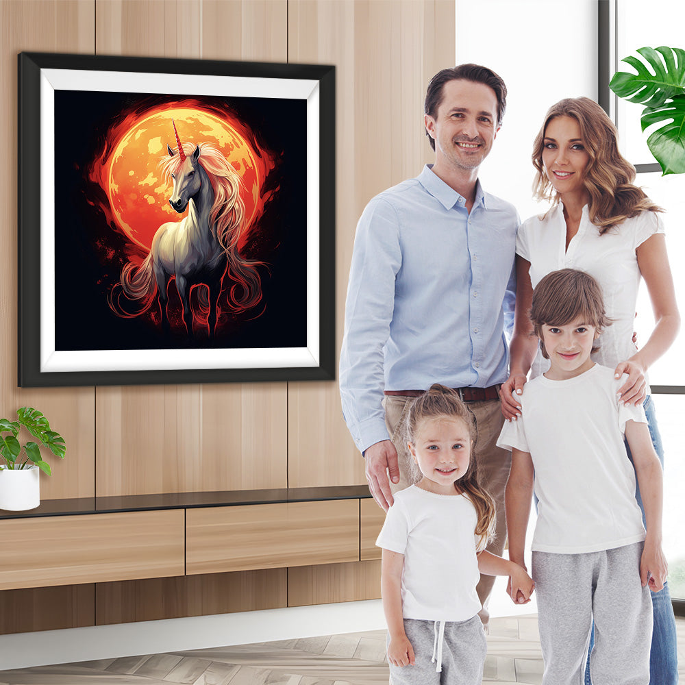 Weißes Einhorn und rote Sonne in der Dunkelheit Diamond Painting