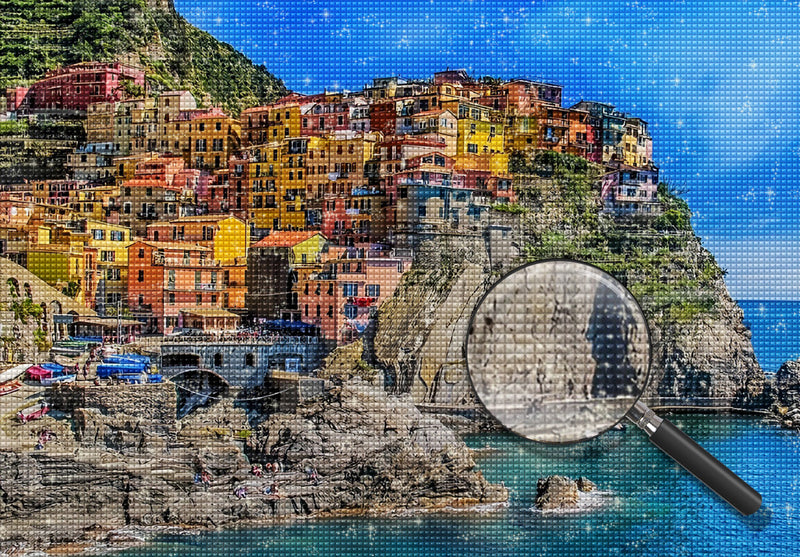 Kleine Stadt neben Klippen in Italien Diamond Painting