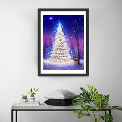 Weihnachtsbaum mit weißem Licht in der Nacht Diamond Painting