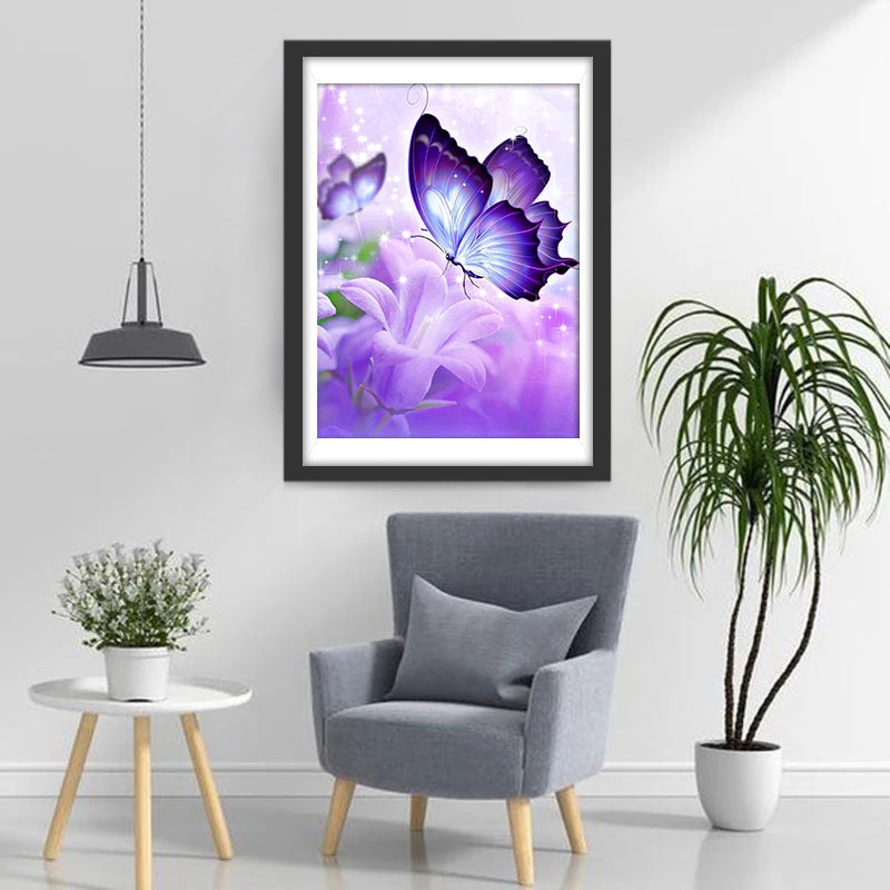 Lila Schmetterling und Lilienblumen Diamond Painting