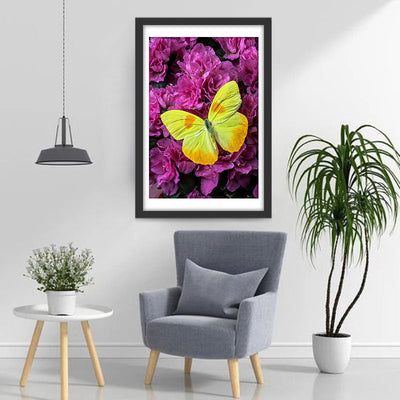 Rosa Pfingstrosen und gelber Schmetterling Diamond Painting