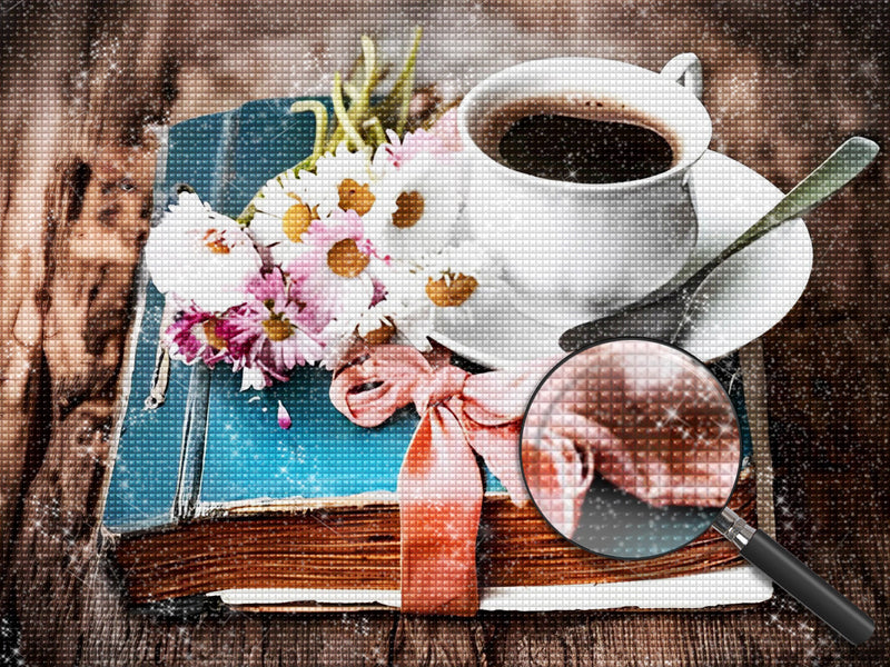 Kaffee, Gänseblümchen und altes Buch Diamond Painting