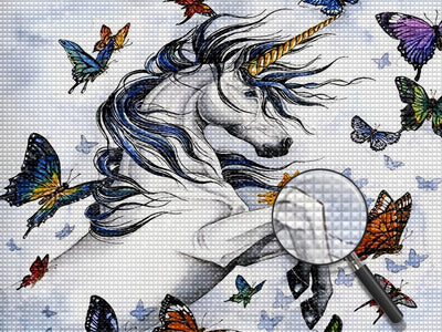 Weißes Einhorn und bunte Schmetterlinge Diamond Painting