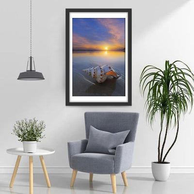 Meeresschnecke am Strand und Sonnenaufgang Diamond Painting