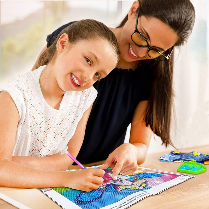 Schöne Frau in der Stadt, Speziell geformte Diamanten Diamond Painting