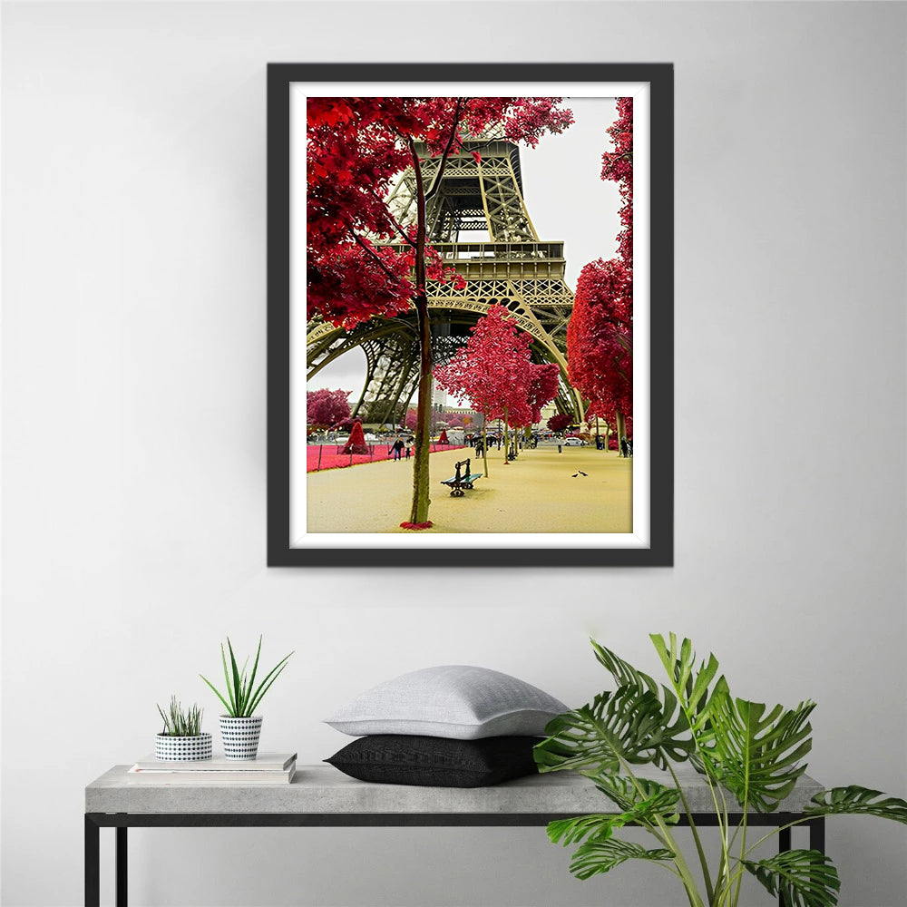 Eiffelturm und rote Bäume Diamond Painting