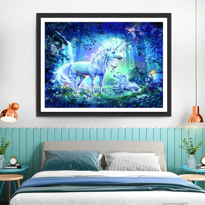 Einhorn im fantastischen Wald Diamond Painting