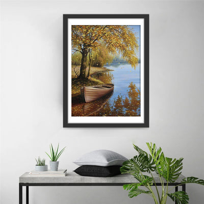 Fluss und Boot unter Baum im Herbst Diamond Painting