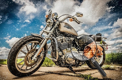 Motorrad unter blauem Himmel und weißen Wolken Diamond Painting