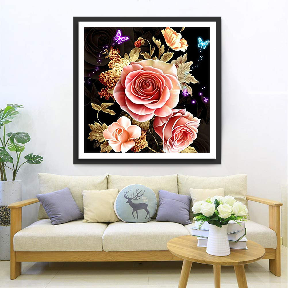 Rosa Rosen, goldene Blätter und Schmetterlinge Diamond Painting