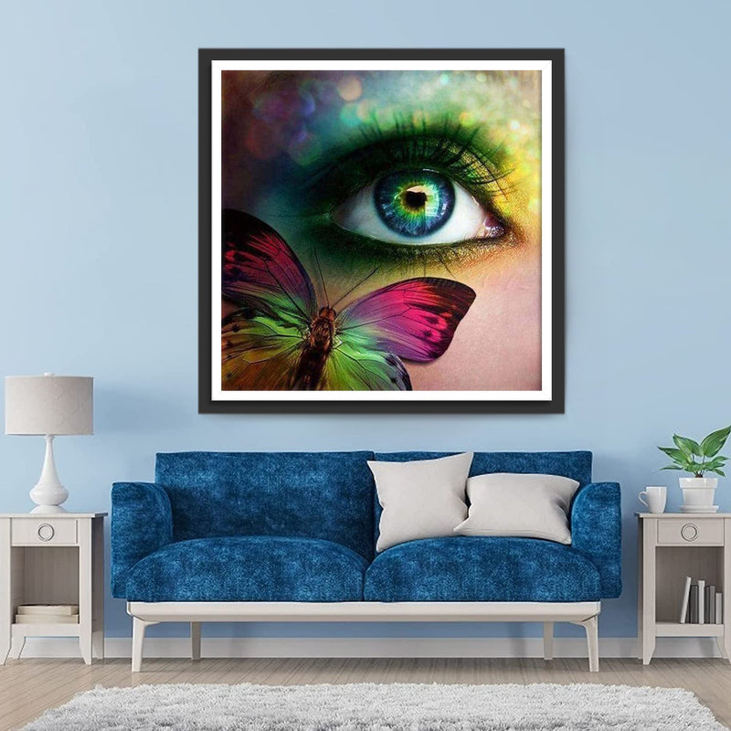 Schöne Augen und bunter Schmetterling Diamond Painting