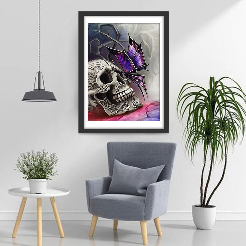 Totenkopf und lila Schmetterling Diamond Painting