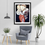 Von Blumen umgebene Frau Diamond Painting